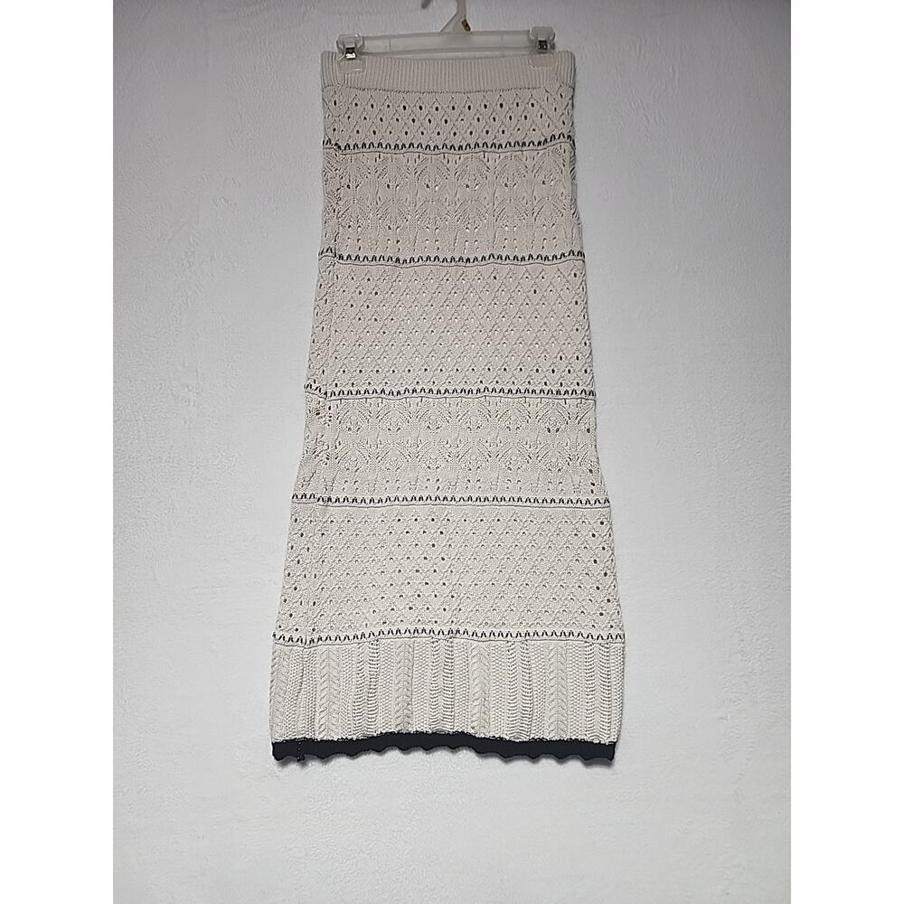 Olive & Oak Cream and Black Midi skirt with top - Picture 6 of 16
